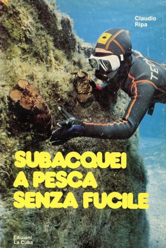 Subacquei a pesca senza fucile